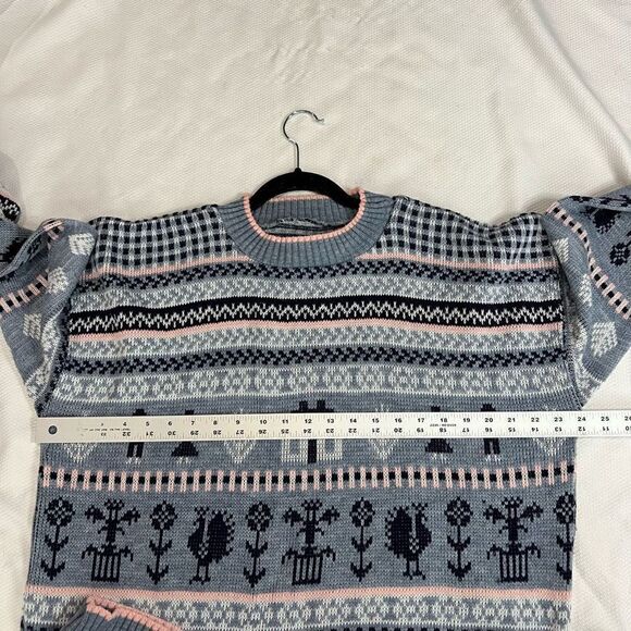 Vintage 80’s Mom Sweater w/Home Chicken & People - Picture 4 of 6